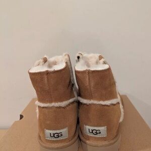 Ugg Australia Classic Mini Spill Seam Boots
